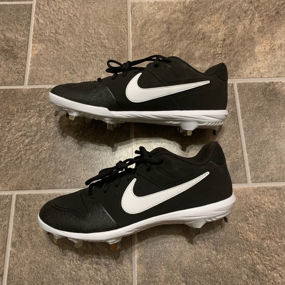 Nike Other - Nike Alpha Huarache Varsity LW Metal Baseball Clea